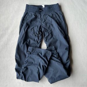 Ivivva ~ Live to Dance *Lined* Pant ~ Girls Size 10